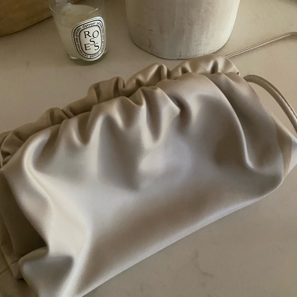 Pouch bag